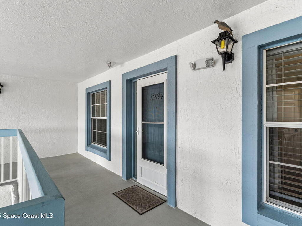 640 S Brevard Avenue, Cocoa Beach, FL 32931