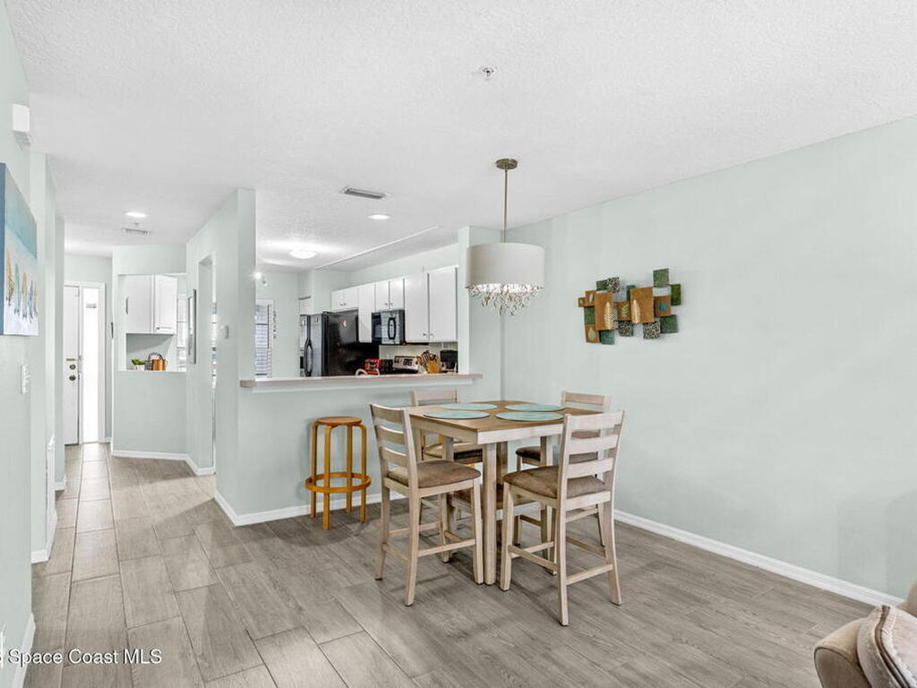 640 S Brevard Avenue, Cocoa Beach, FL 32931