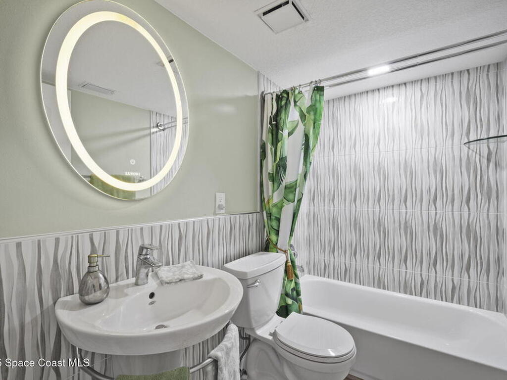 200 S Sykes Creek Parkway, Merritt Island, FL 32952