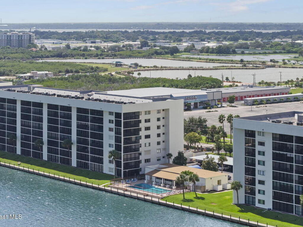 200 S Sykes Creek Parkway, Merritt Island, FL 32952