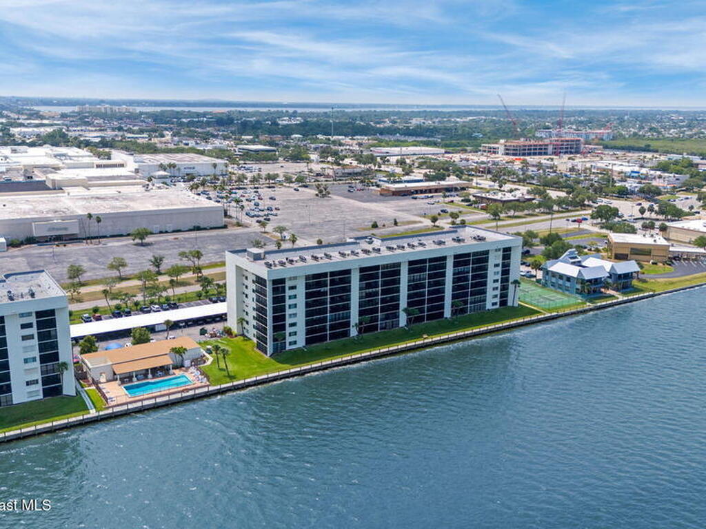 200 S Sykes Creek Parkway, Merritt Island, FL 32952