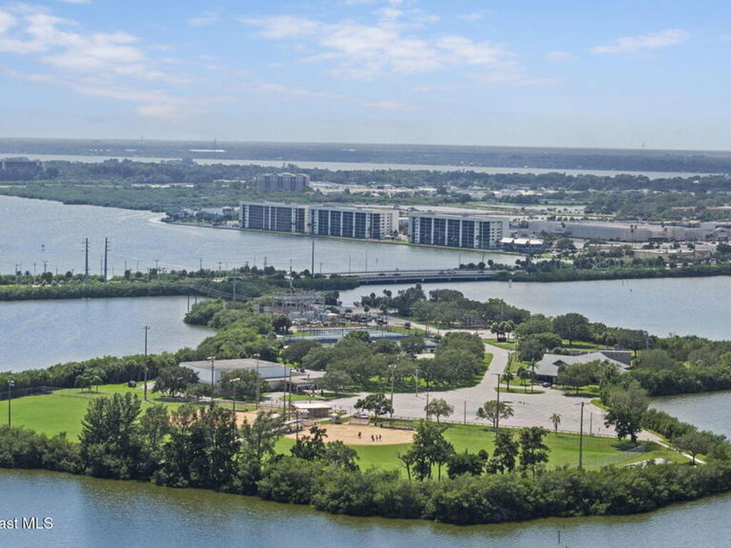 200 S Sykes Creek Parkway, Merritt Island, FL 32952