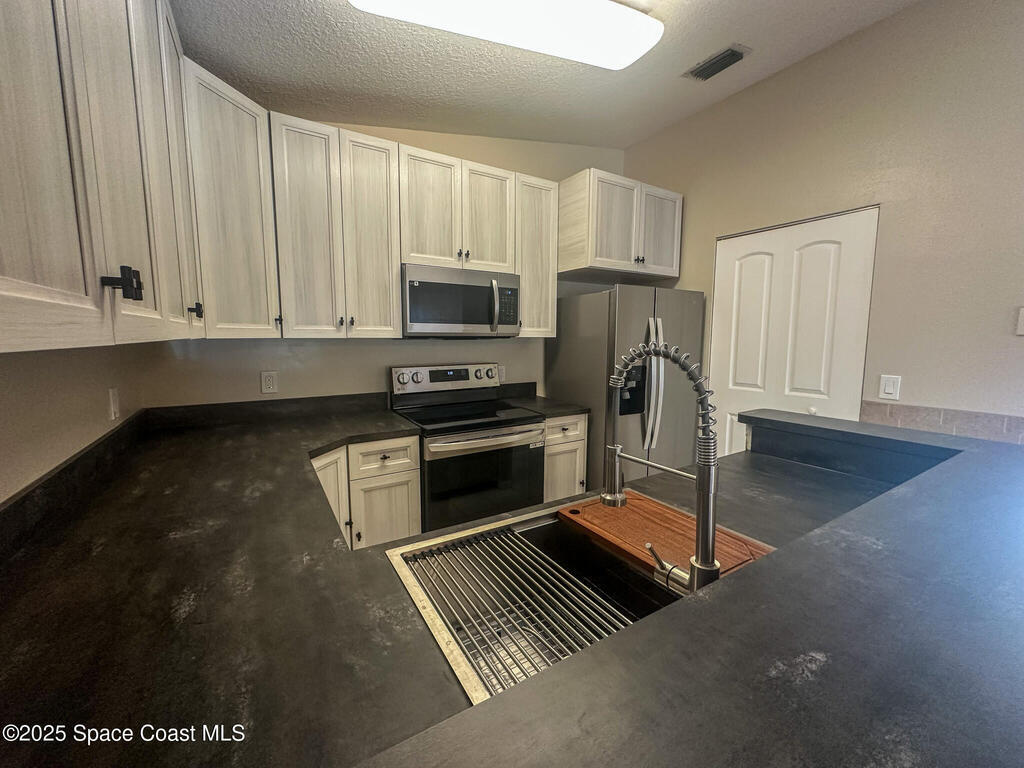 1810 Long Iron Drive, Suntree, FL 32955