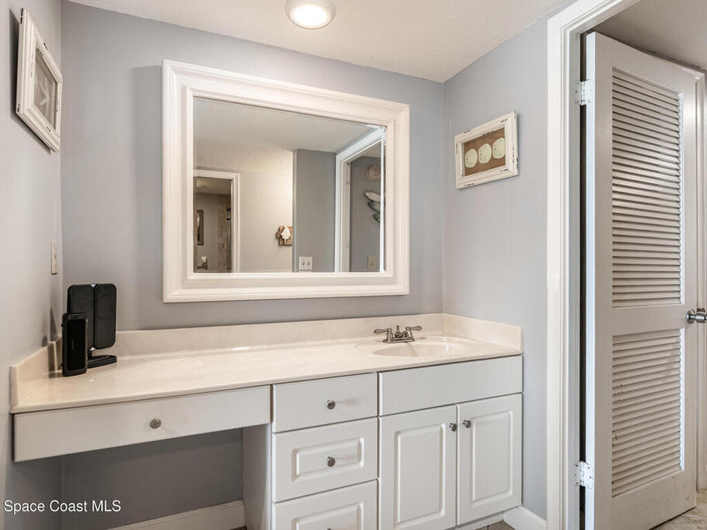 2815 S Atlantic Avenue, Cocoa Beach, FL 32931