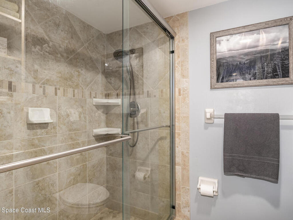 2815 S Atlantic Avenue, Cocoa Beach, FL 32931