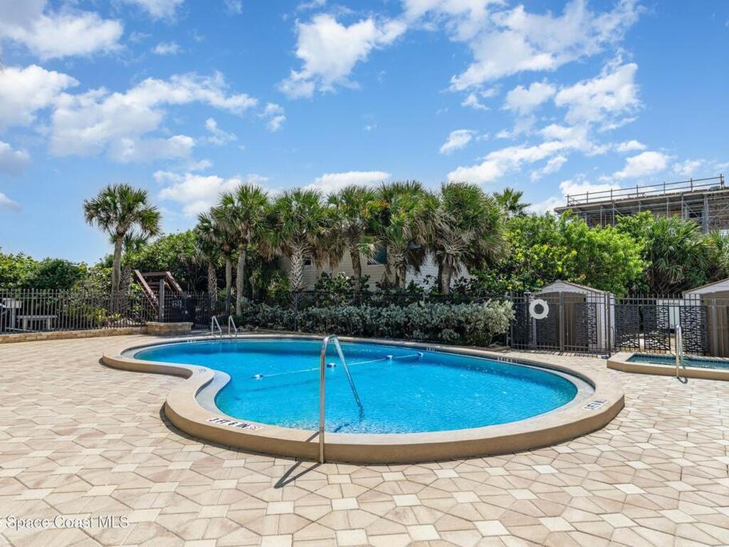 2815 S Atlantic Avenue, Cocoa Beach, FL 32931