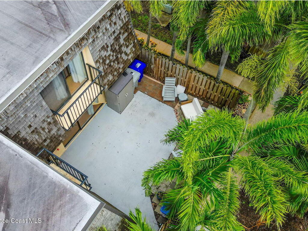 375 S Waverly Place, Vero Beach, FL 32960