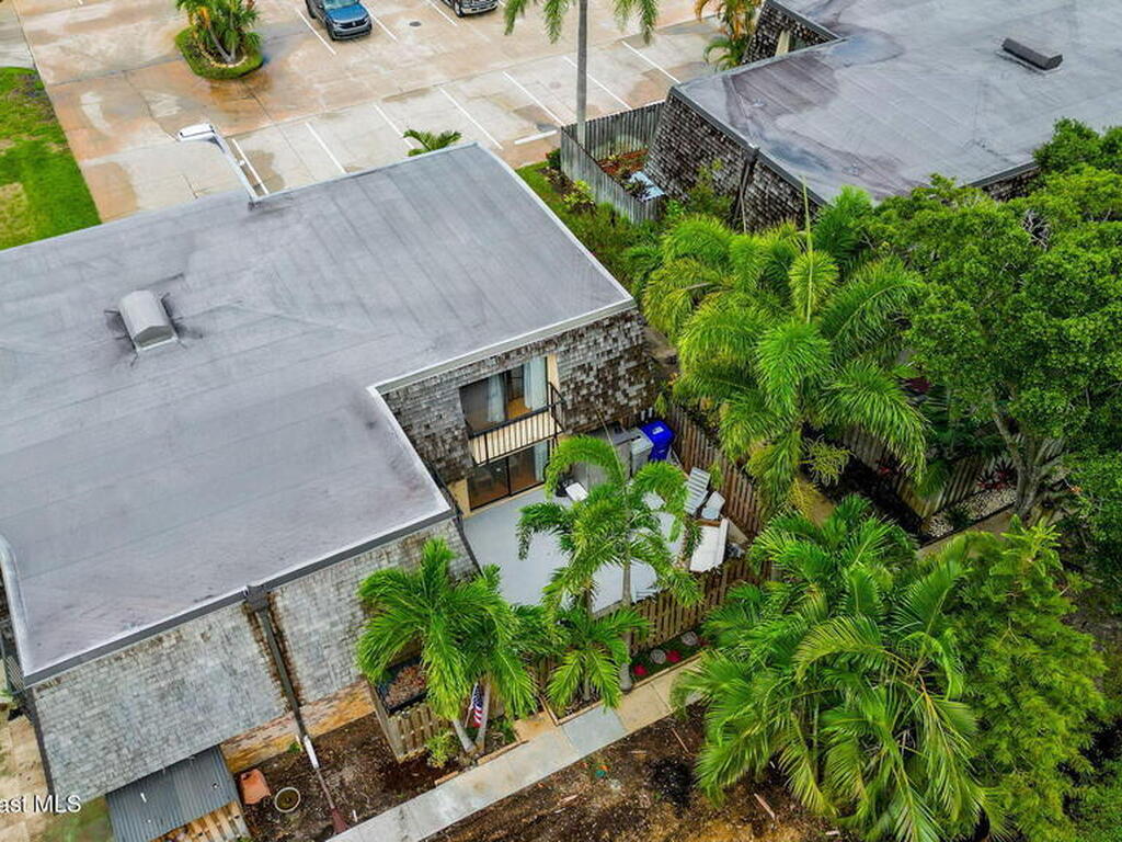 375 S Waverly Place, Vero Beach, FL 32960