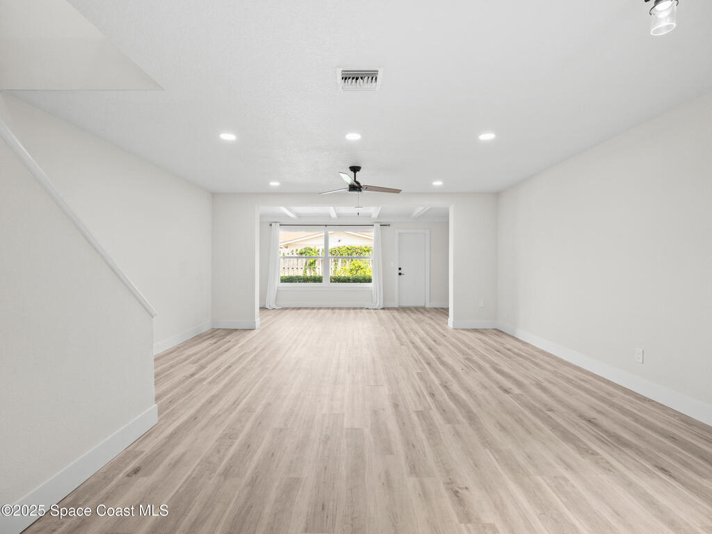 290 Paradise Boulevard, Indialantic, FL 32903