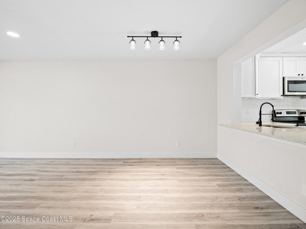 290 Paradise Boulevard, Indialantic, FL 32903