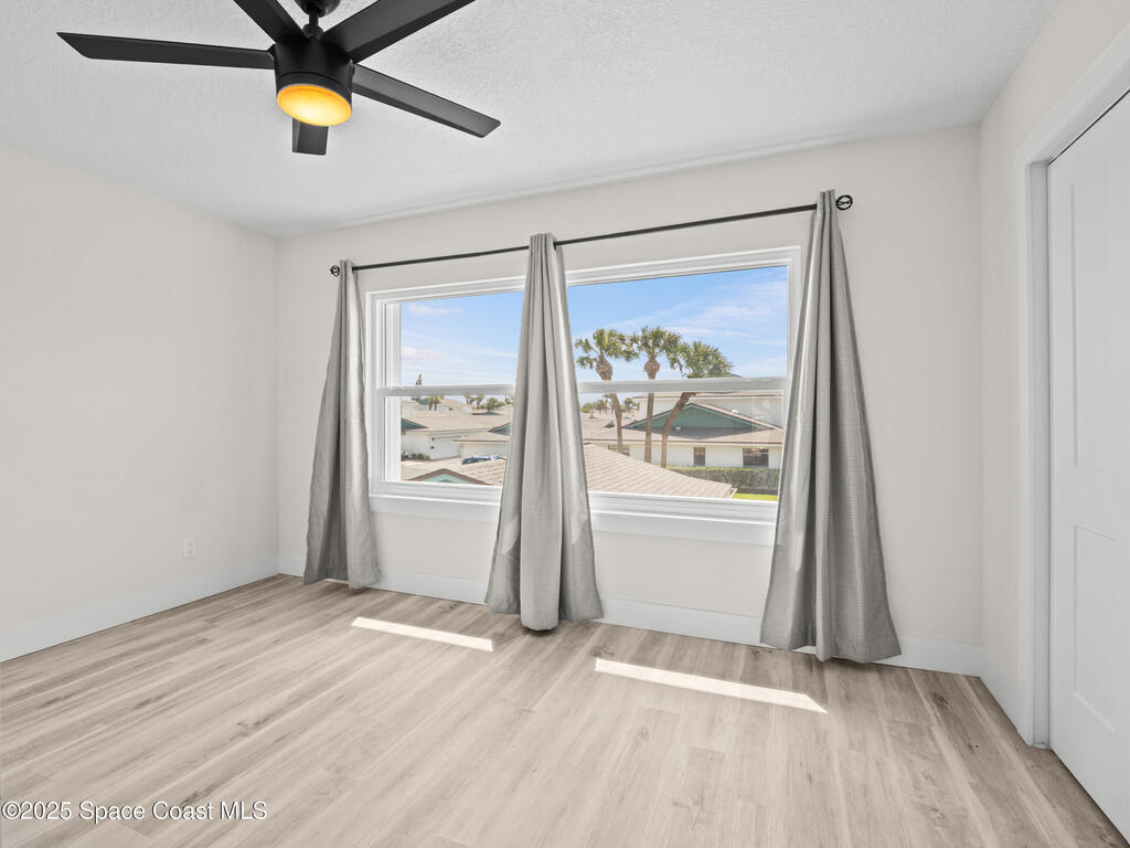 290 Paradise Boulevard, Indialantic, FL 32903