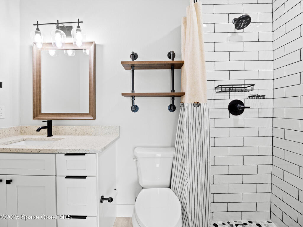 290 Paradise Boulevard, Indialantic, FL 32903