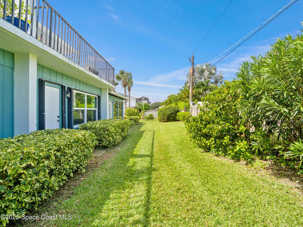 290 Paradise Boulevard, Indialantic, FL 32903