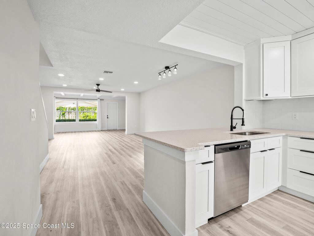 290 Paradise Boulevard, Indialantic, FL 32903