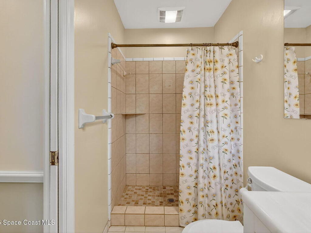 630 NE Town Terrace, Jensen Beach, FL 34957