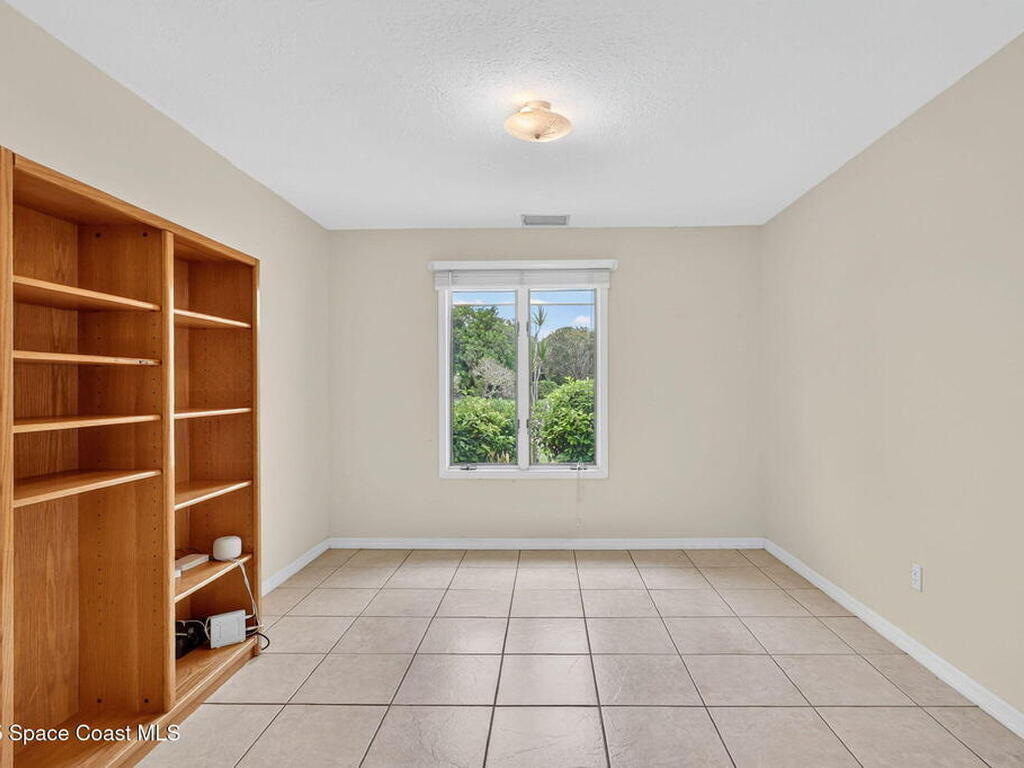 630 NE Town Terrace, Jensen Beach, FL 34957