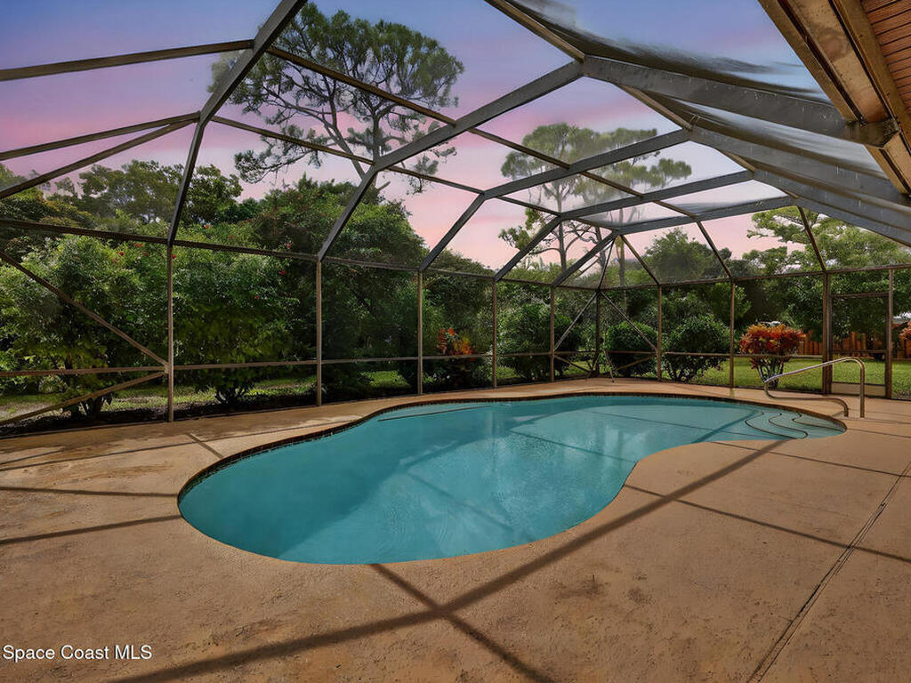 630 NE Town Terrace, Jensen Beach, FL 34957