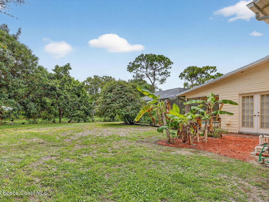 630 NE Town Terrace, Jensen Beach, FL 34957