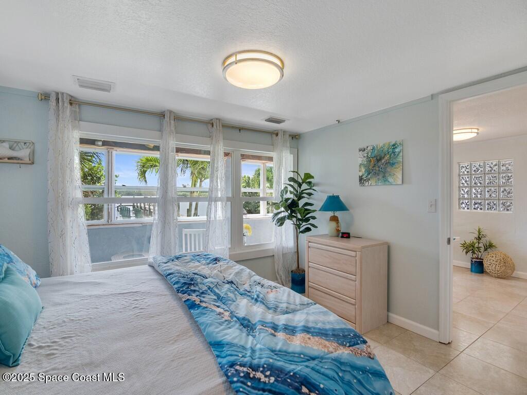 3957 Canal Drive, Sebastian, FL 32976