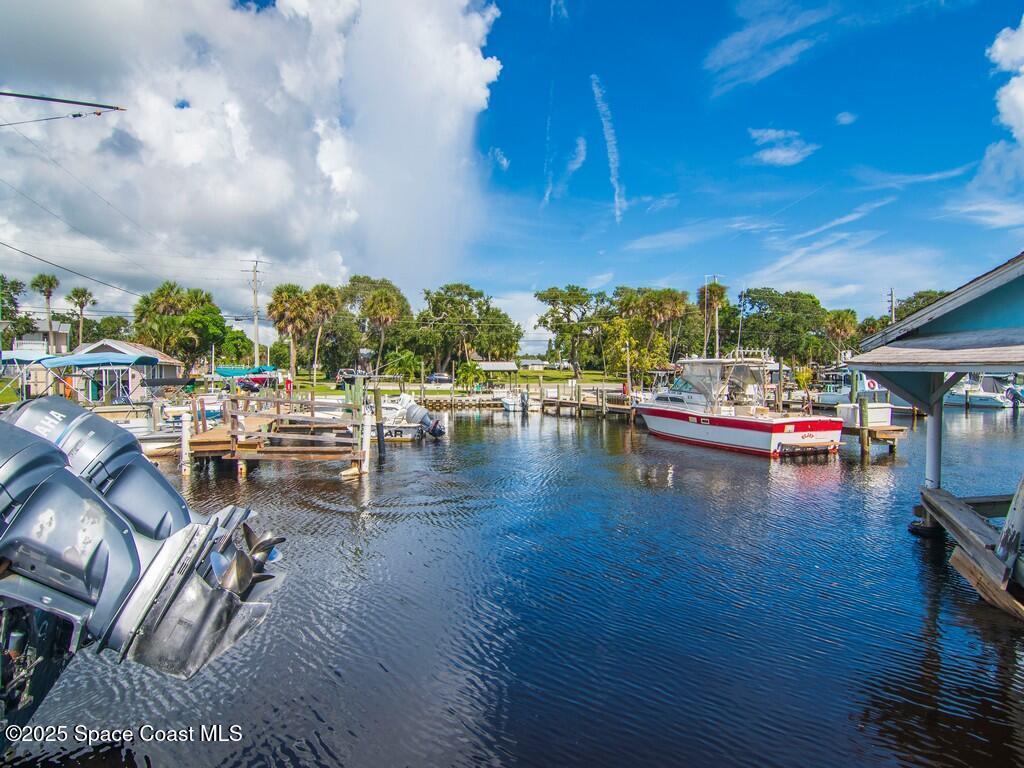 3957 Canal Drive, Sebastian, FL 32976