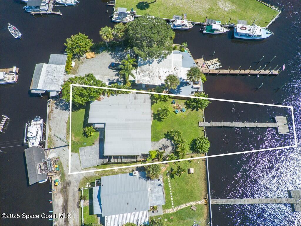 3957 Canal Drive, Sebastian, FL 32976