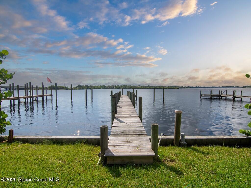 3957 Canal Drive, Sebastian, FL 32976