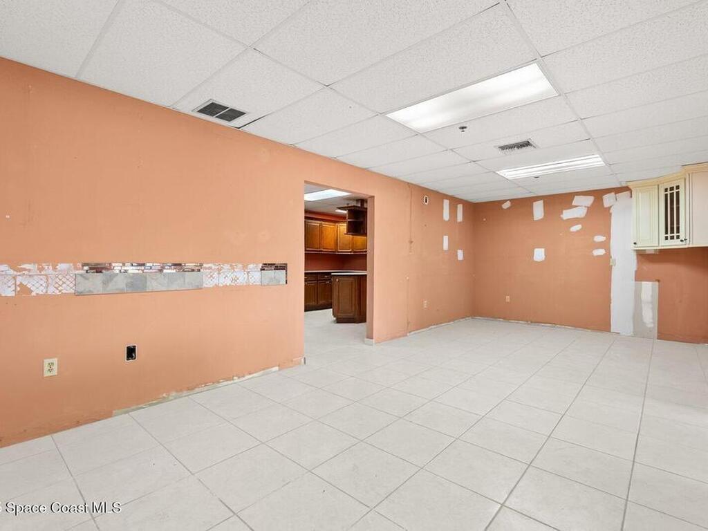 1050 W King Street, Cocoa, FL 32922