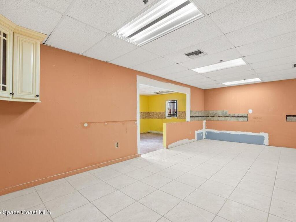 1050 W King Street, Cocoa, FL 32922