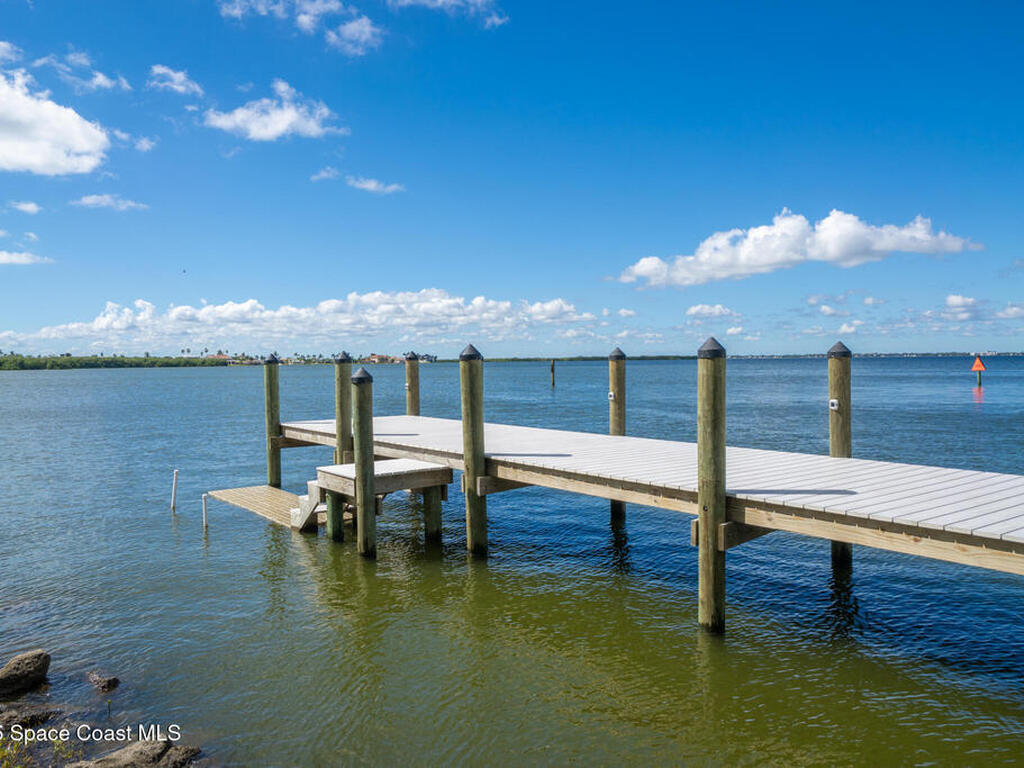 190 Escambia Lane, Cocoa Beach, FL 32931