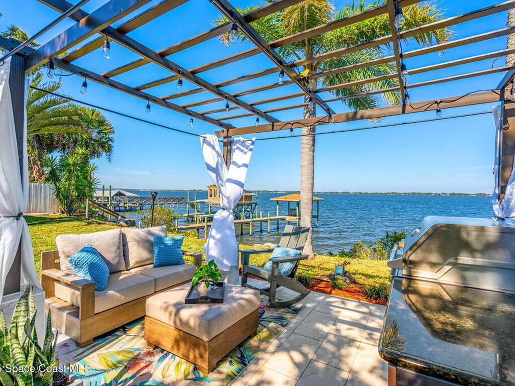 4527 Coquina Ridge Drive, Melbourne, FL 32935