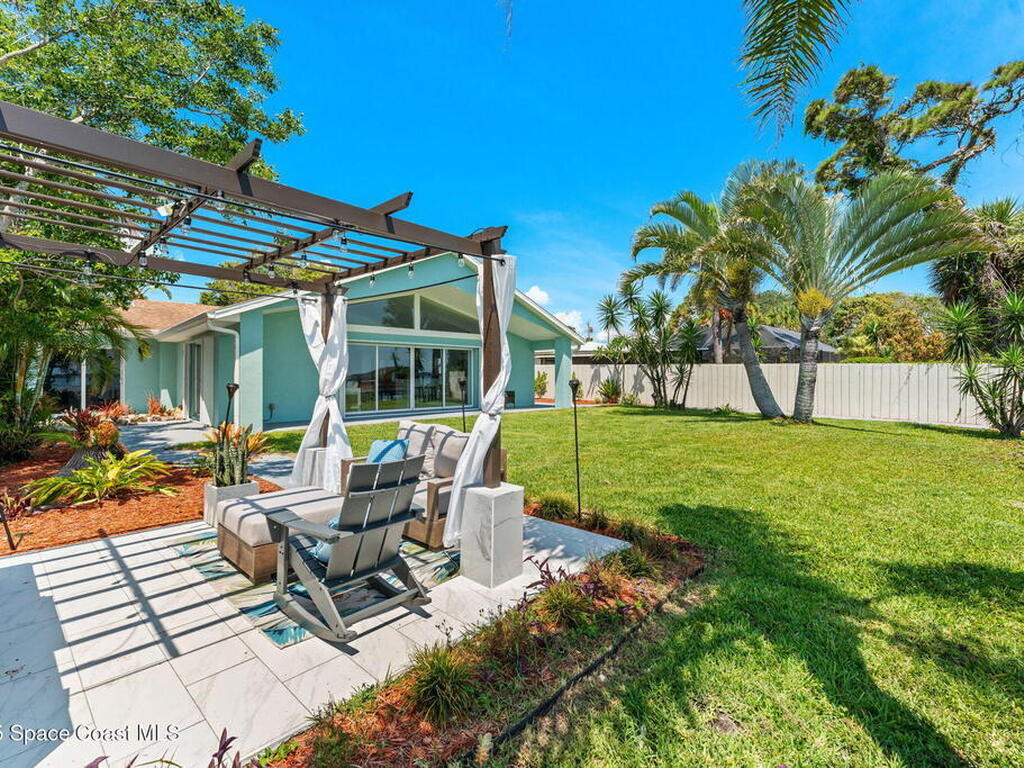 4527 Coquina Ridge Drive, Melbourne, FL 32935