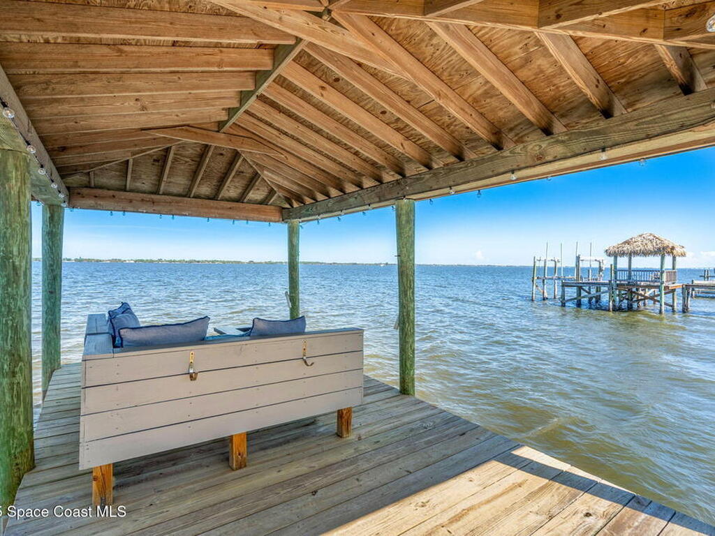 4527 Coquina Ridge Drive, Melbourne, FL 32935