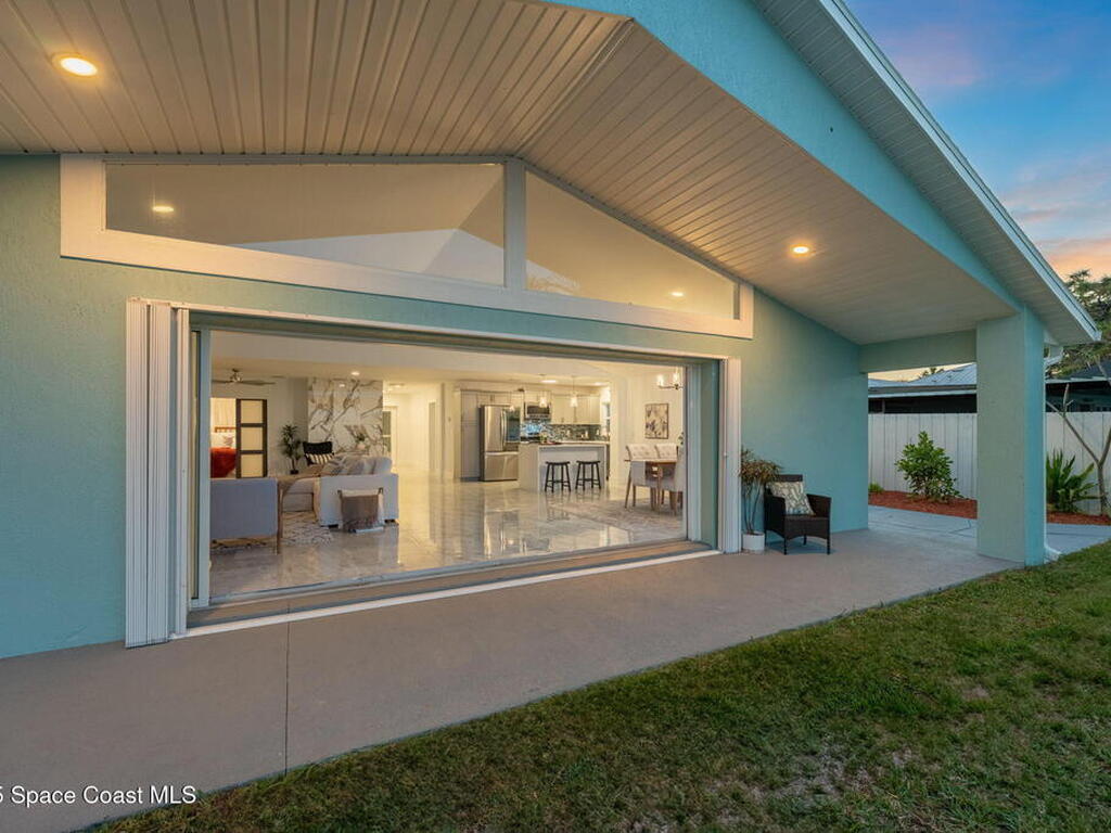 4527 Coquina Ridge Drive, Melbourne, FL 32935