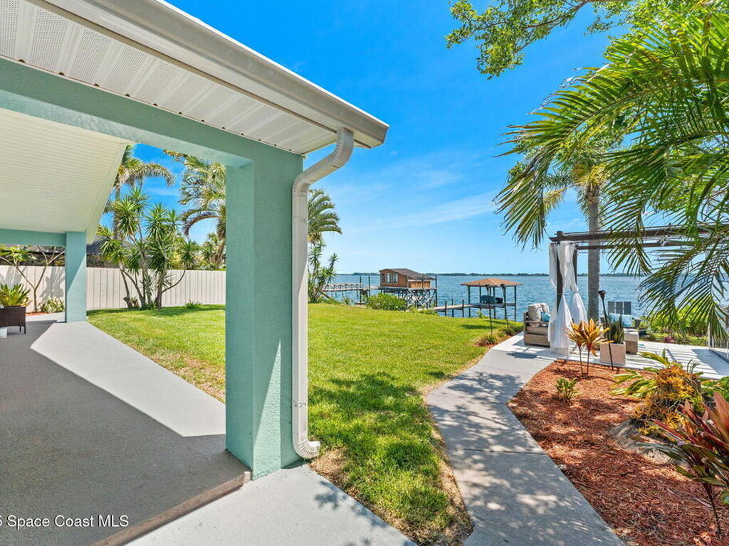 4527 Coquina Ridge Drive, Melbourne, FL 32935