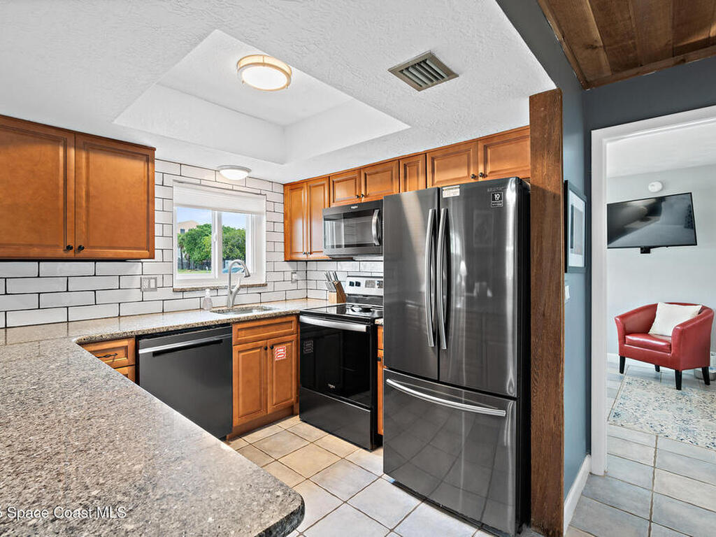 8156 Ridgewood Avenue, Cape Canaveral, FL 32920