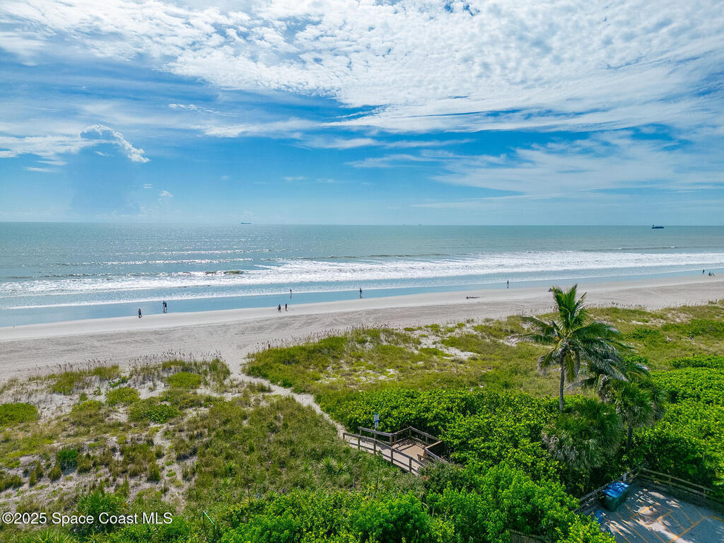 8156 Ridgewood Avenue, Cape Canaveral, FL 32920