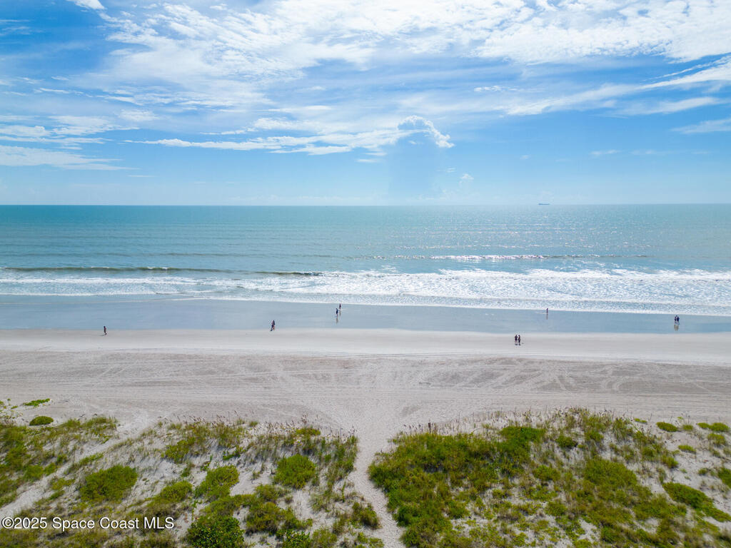 8156 Ridgewood Avenue, Cape Canaveral, FL 32920