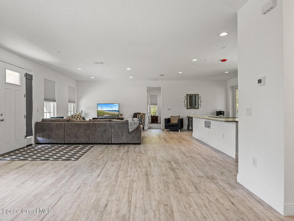 2050 Valkaria Road, Grant-Valkaria, FL 32950