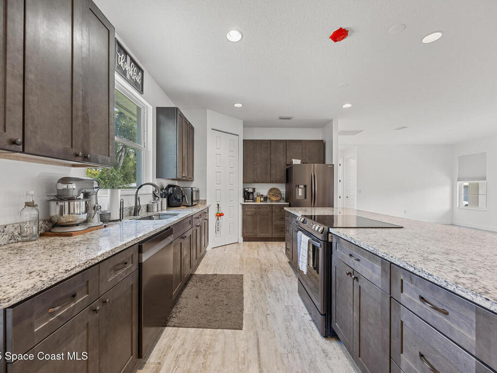 2050 Valkaria Road, Grant-Valkaria, FL 32950