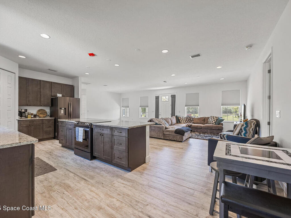 2050 Valkaria Road, Grant-Valkaria, FL 32950