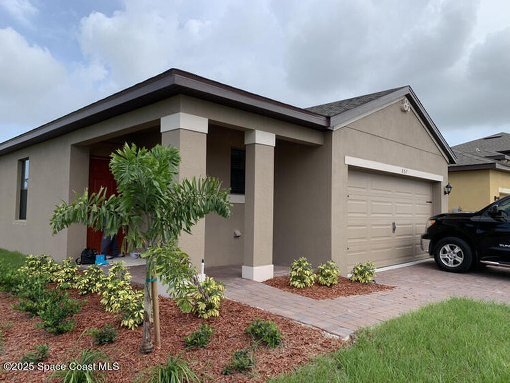 857 Old Country Road, Palm Bay, FL 32909