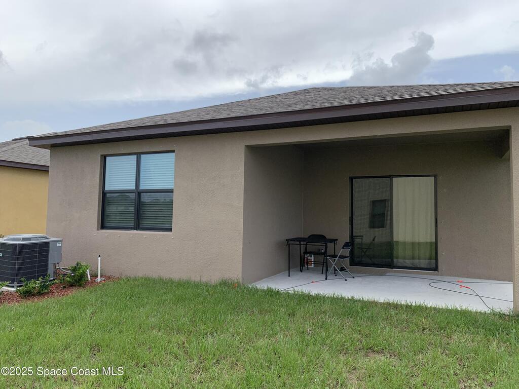 857 Old Country Road, Palm Bay, FL 32909