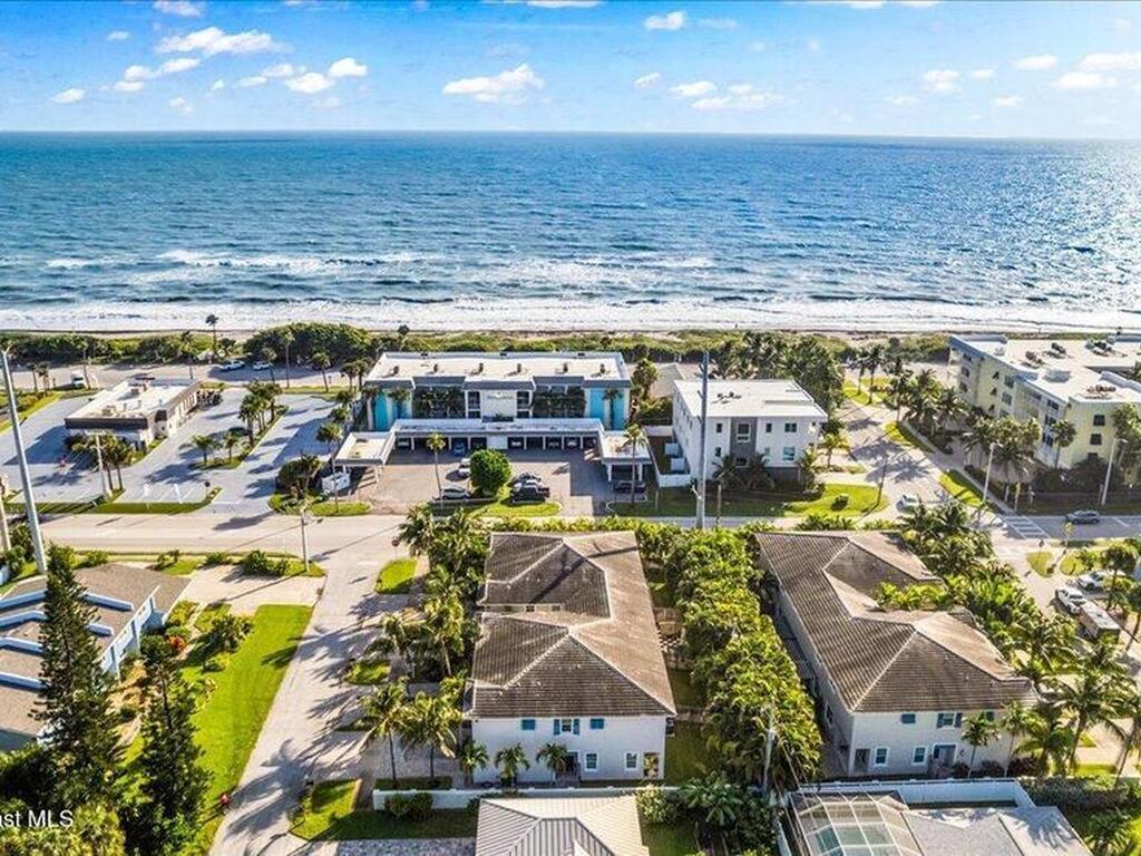 105 7th Avenue, Indialantic, FL 32903