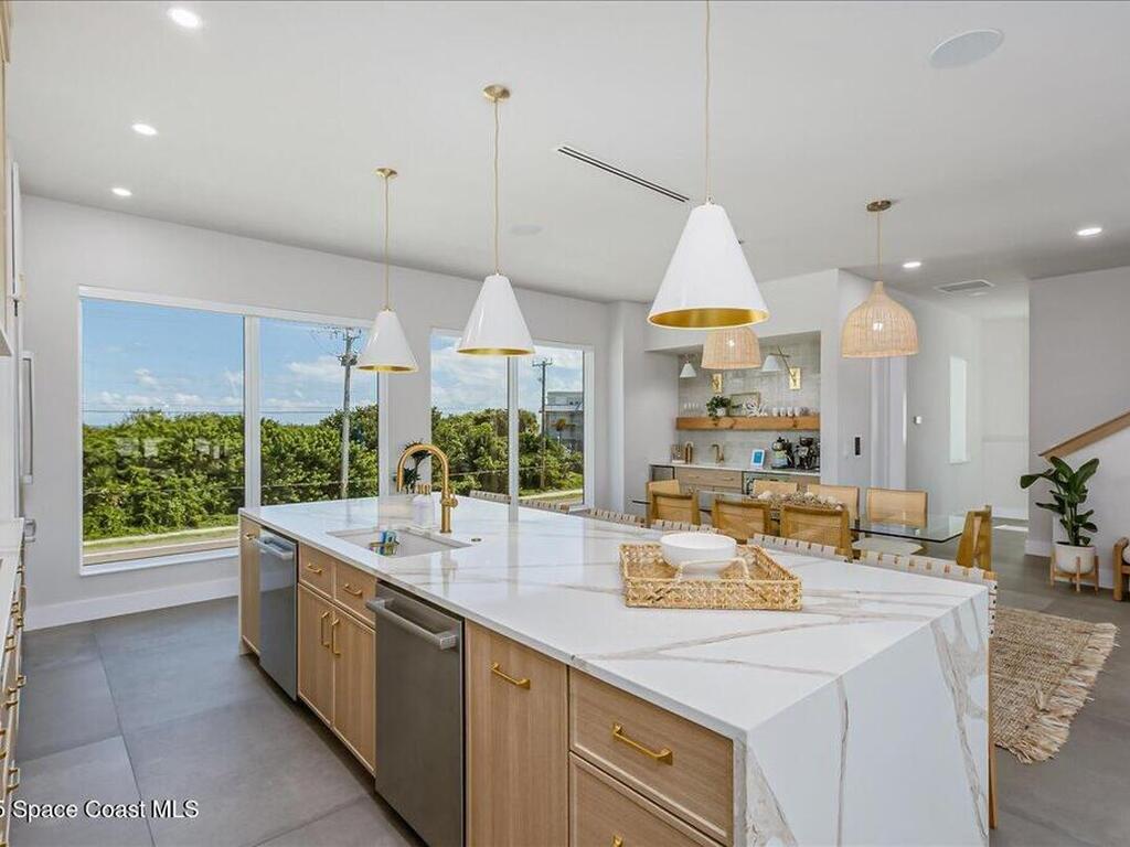 2050 S Atlantic Avenue, Cocoa Beach, FL 32931