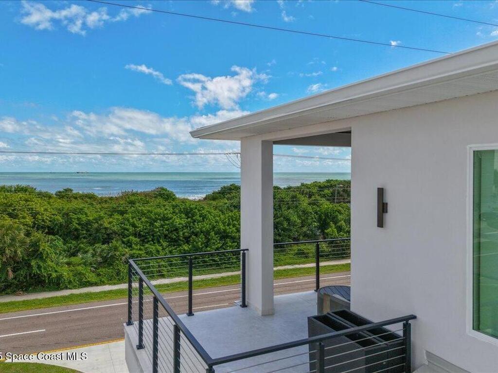 2050 S Atlantic Avenue, Cocoa Beach, FL 32931