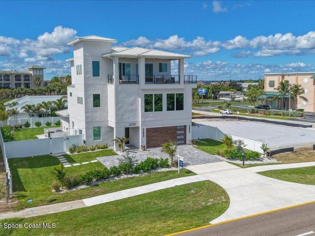 2050 S Atlantic Avenue, Cocoa Beach, FL 32931
