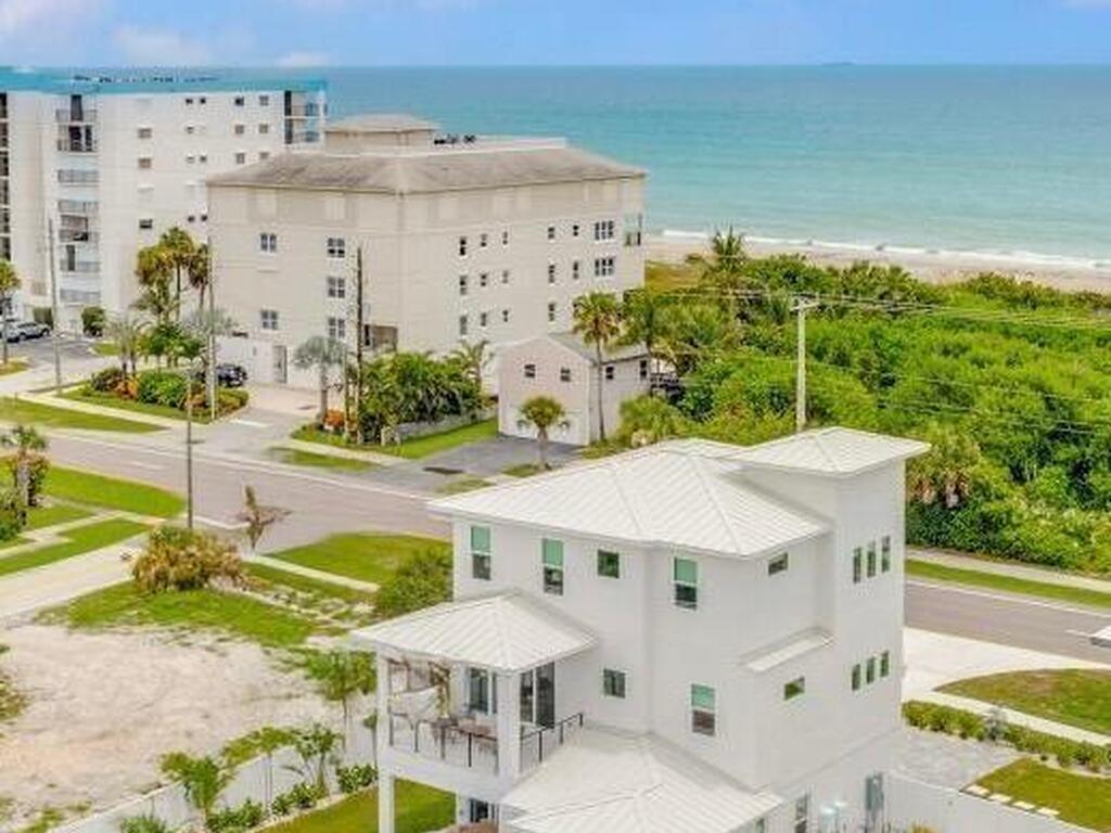 2050 S Atlantic Avenue, Cocoa Beach, FL 32931
