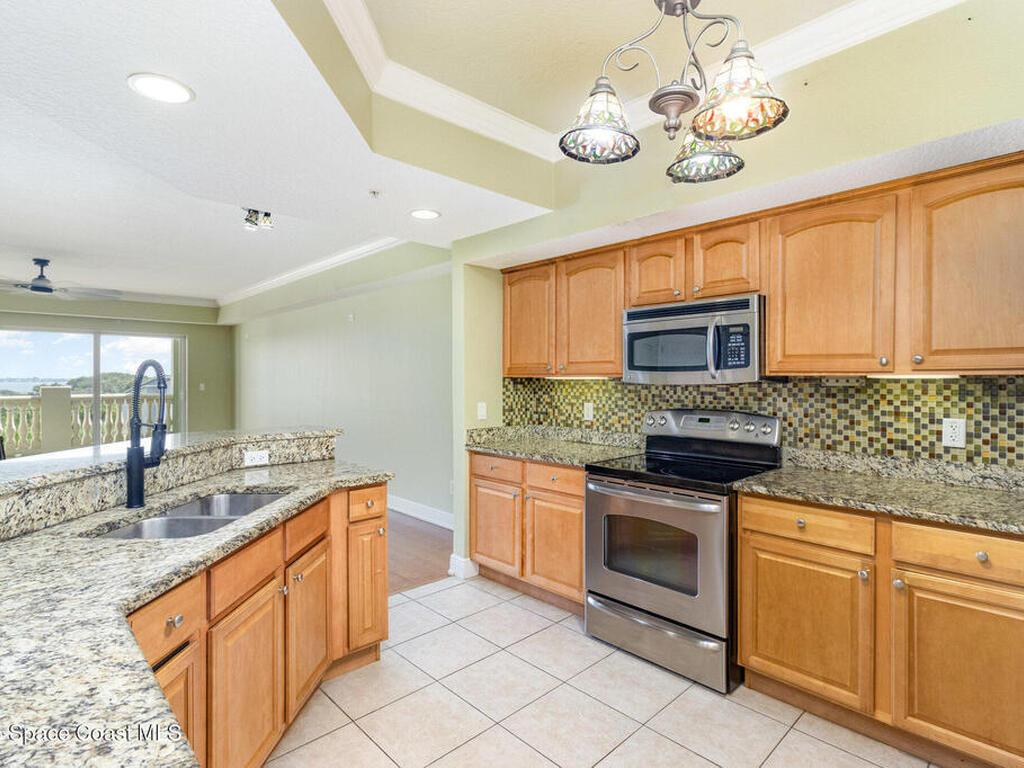 1211 E New Haven Avenue, Melbourne, FL 32901