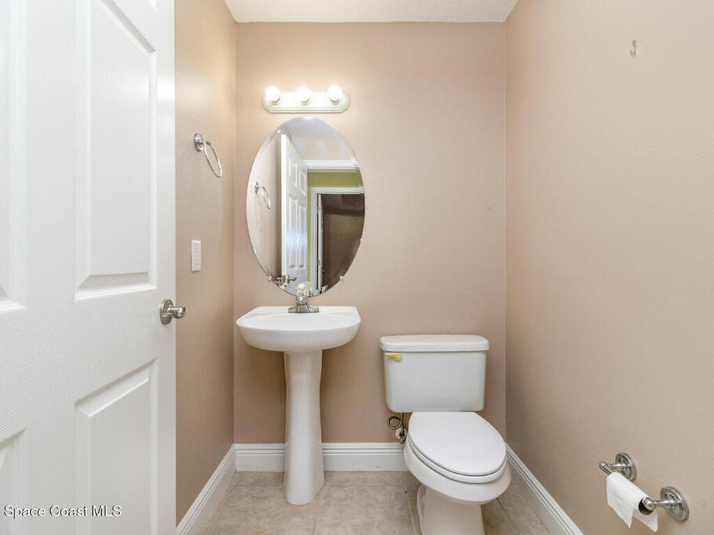 1211 E New Haven Avenue, Melbourne, FL 32901