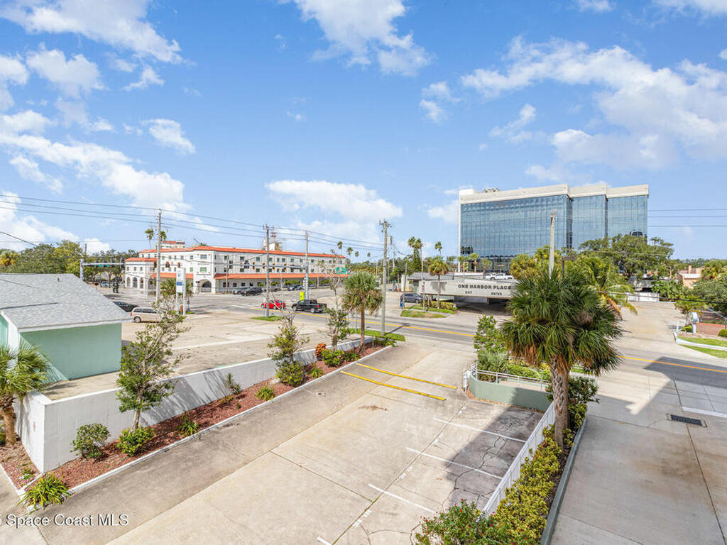 1211 E New Haven Avenue, Melbourne, FL 32901